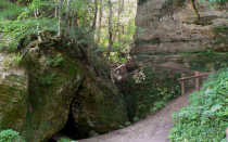 Чертова пещера в Инчукалнсе